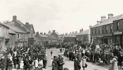 Picture of Newbiggin-by-the-Sea, August Bank Holiday Procession