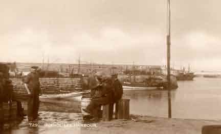 Picture of Seahouses, Harbour View